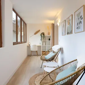 https://destination-royale.hotels-rhonealpes.com